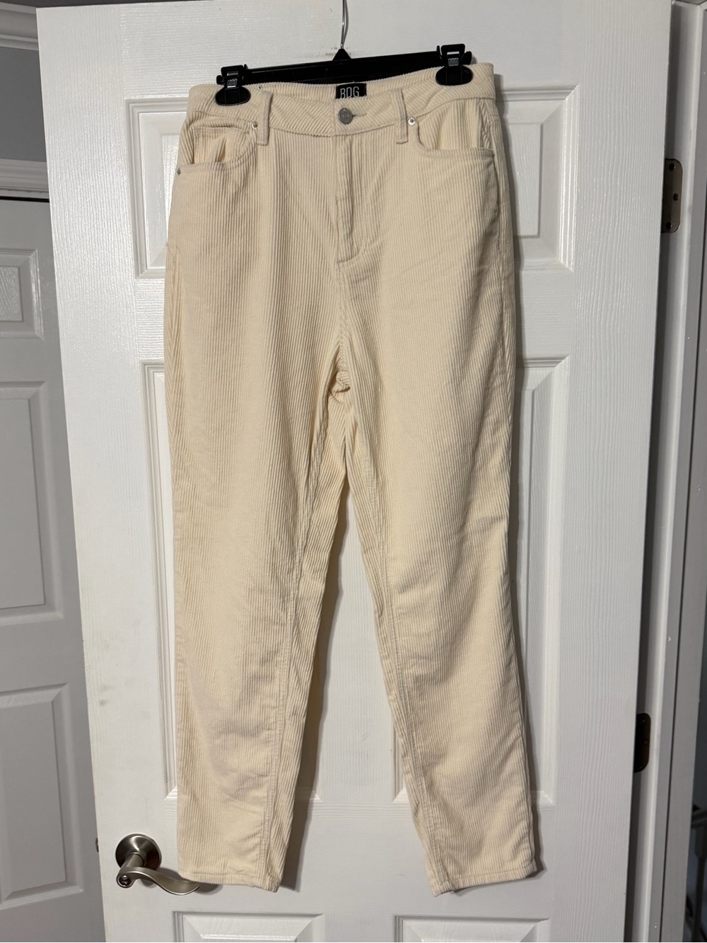 Urban Outfitters BDG Moms Hi Rise Corduroy Jeans in Cream